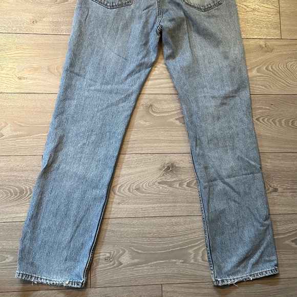 Levi's 516 Light Wash Slim Straight Distressed Jeans - Picture 5 of 9